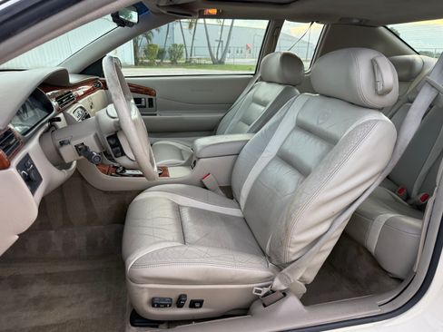 Used 2002 Cadillac Eldorado Collector's Edition FWD image 13