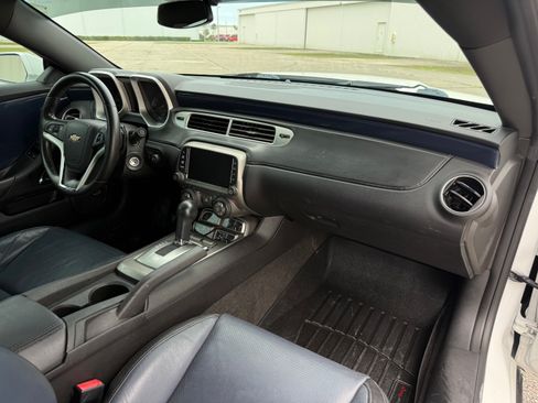 Used 2014 Chevrolet Camaro LT Coupe RWD image 16