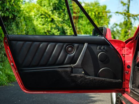 Used 1988 Porsche 911 Carrera image 18