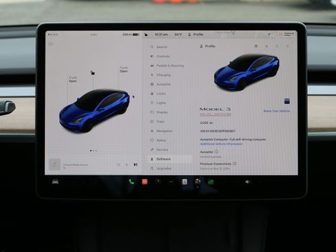 Used 2023 Tesla Model 3 Performance AWD/4WD image 9