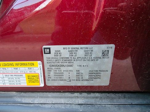 Used 2017 Chevrolet Traverse LT image 17