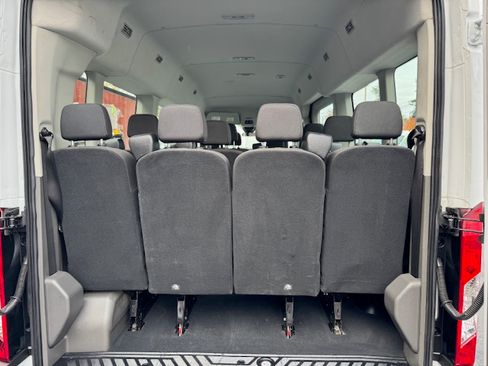 Used 2022 Ford Transit 350 XLT image 22