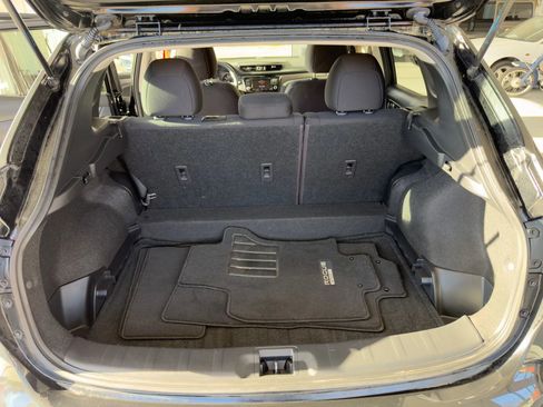 Used 2022 Nissan Rogue Sport S image 17