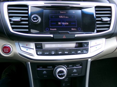 Used 2013 Honda Accord EX-L Sedan image 38