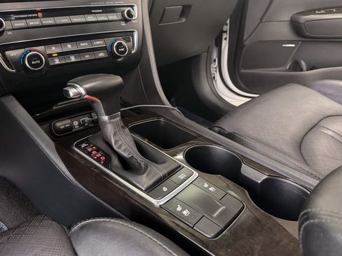 Used 2016 Kia Optima EX image 12