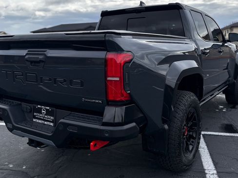 Used 2024 Toyota Tacoma TRD Pro image 7