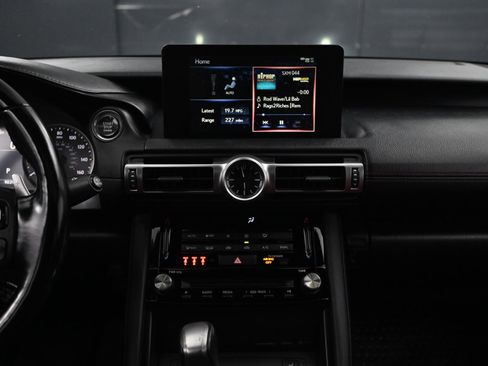 Used 2022 Lexus IS 300 image 16