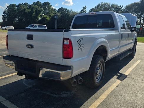 Used 2016 Ford F250 XLT image 9