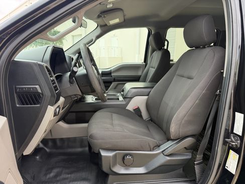 Used 2018 Ford F150 STX image 9