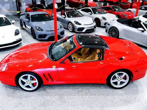 Used 2005 Ferrari 575M Maranello Superamerica RWD image 10