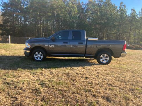 Used 2014 RAM 1500 Classic Tradesman image 1