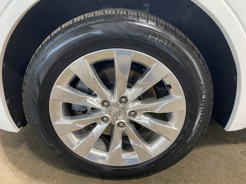 Used 2017 Buick Envision FWD Essence image 6