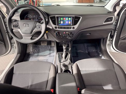 Used 2022 Hyundai Accent SEL image 8