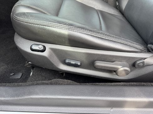 Used 2007 Ford Mustang Premium image 4