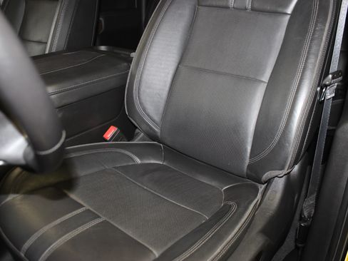 Used 2023 Chevrolet Silverado 3500 High Country image 25