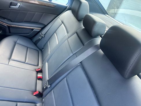 Used 2010 Mercedes-Benz E 350 image 11