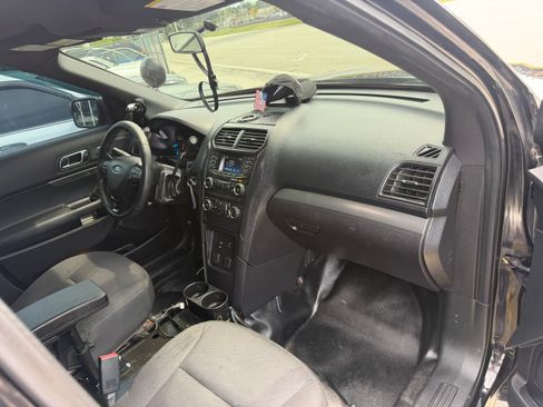 Used 2017 Ford Explorer 4WD Police Interceptor image 28