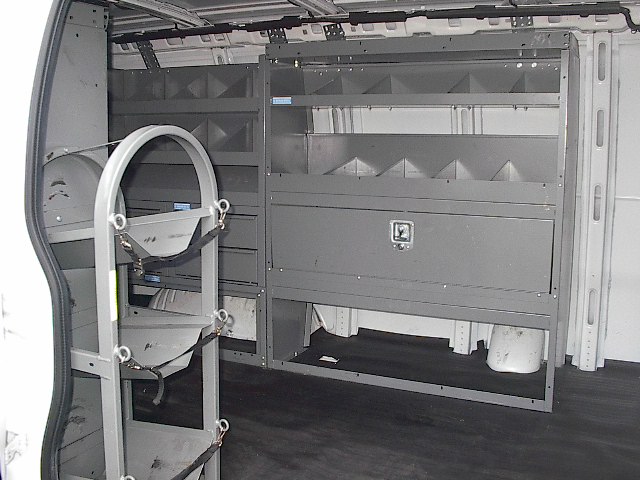 Used 2020 Chevrolet Express 3500 UNAVAIL RWD image 19