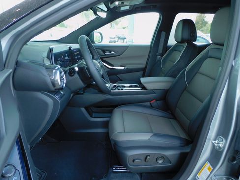 New 2026 Chevrolet Equinox LT image 16