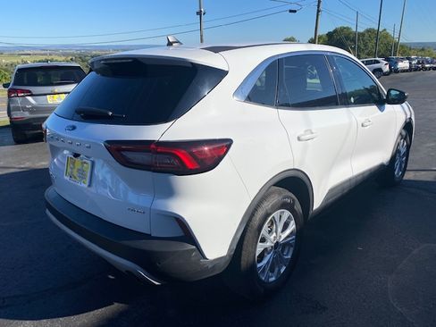 Used 2024 Ford Escape Active image 5