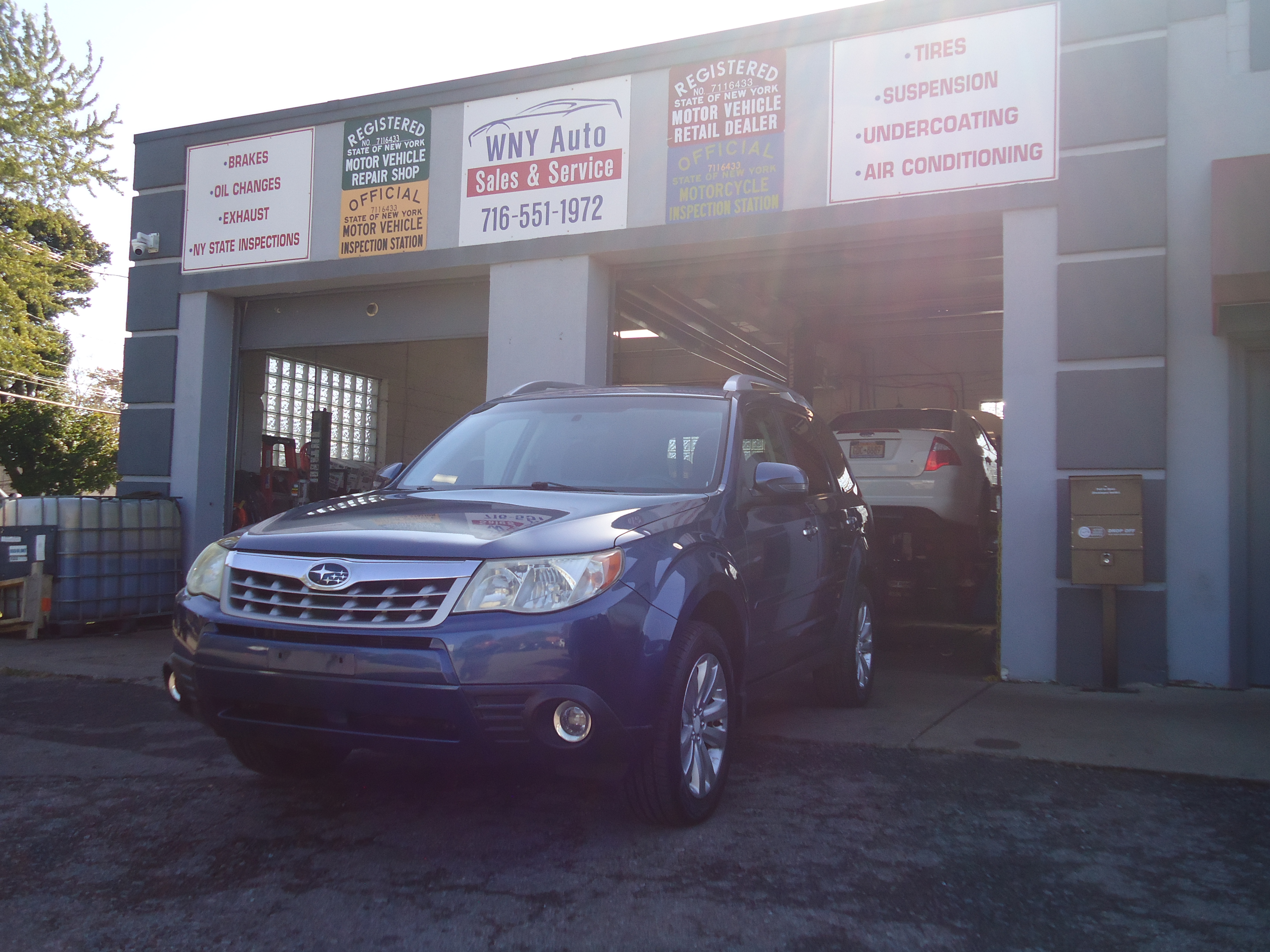 Used 2011 Subaru Forester 2.5X Touring AWD/4WD image 1