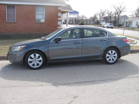 Used 2010 Honda Accord EX-L image 1