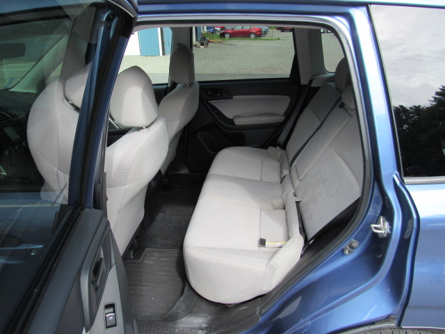 Used 2017 Subaru Forester 2.5i Premium AWD/4WD image 16