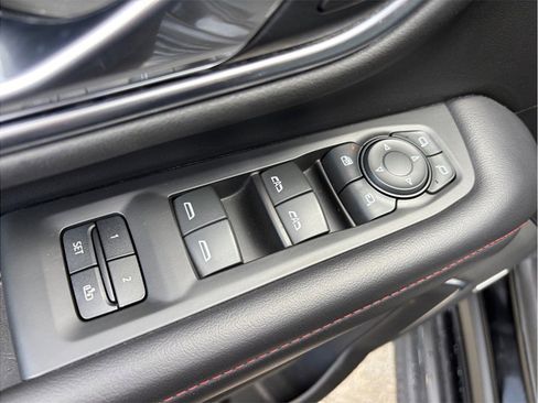 Used 2021 Chevrolet Tahoe RST image 25