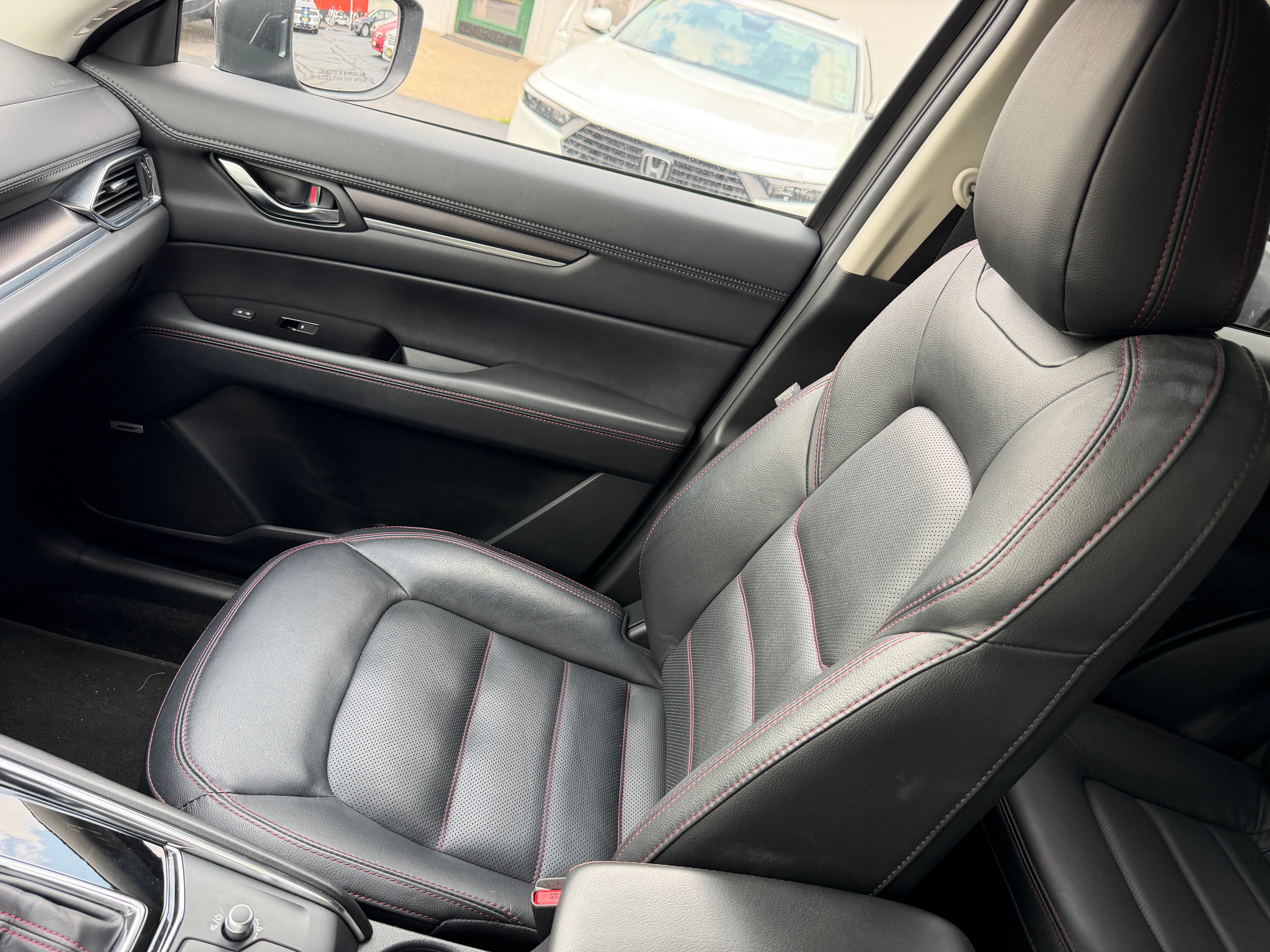 Used 2025 MAZDA CX-5 AWD 2.5 Turbo Carbon Edition image 14