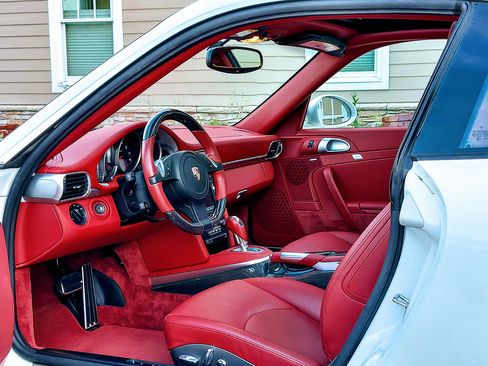 Used 2011 Porsche 911 Targa 4S AWD/4WD image 49