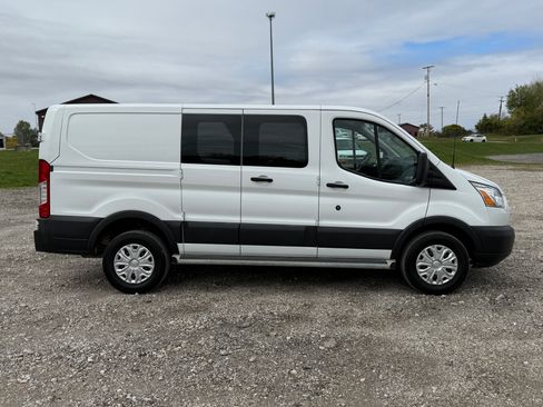 Used 2017 Ford Transit 250 image 2