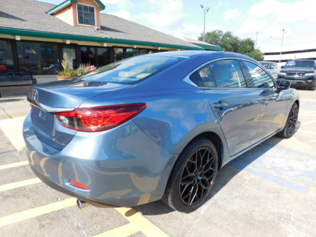 Used 2017 MAZDA MAZDA6 Touring FWD image 8