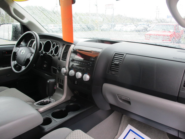 Used 2010 Toyota Tundra SR5 AWD/4WD image 33