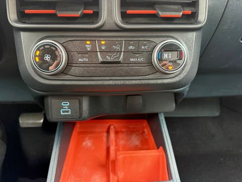 Used 2022 Ford Maverick XLT image 15