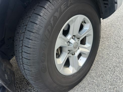 Used 2017 Toyota 4Runner 2WD image 21