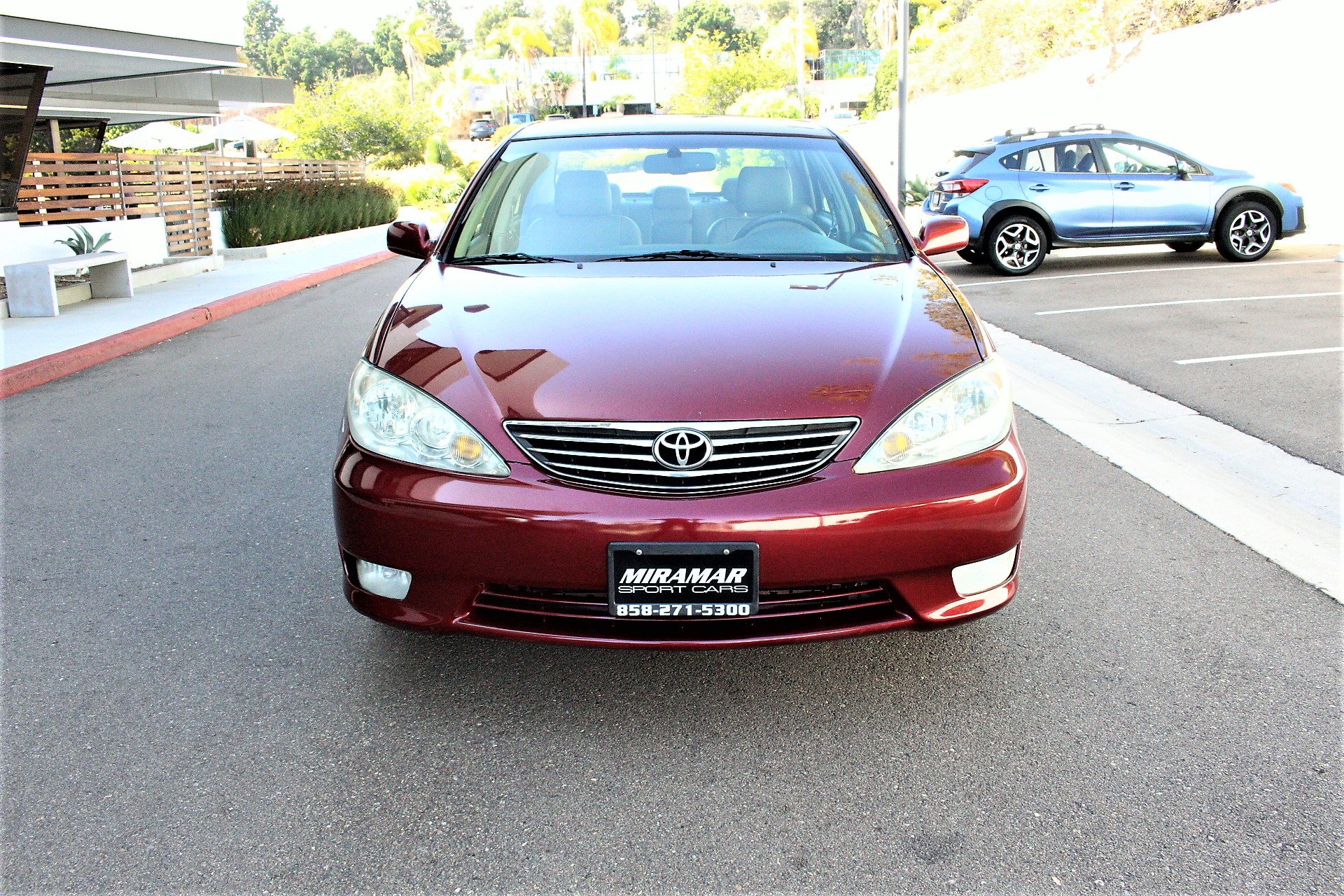 Used 2005 Toyota Camry XLE FWD image 3