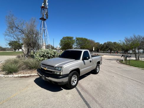 Used 2004 Chevrolet Silverado 1500 LS image 15