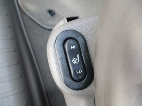 Used 2002 Chrysler PT Cruiser Limited Edition image 16