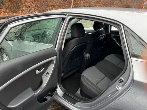 Used 2014 Hyundai Elantra GT image 6