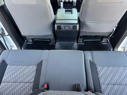 Used 2018 Toyota Tundra SR5 image 31