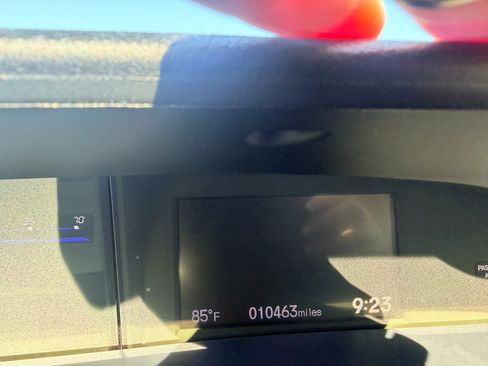 Used 2015 Honda Civic Natural Gas Sedan image 11