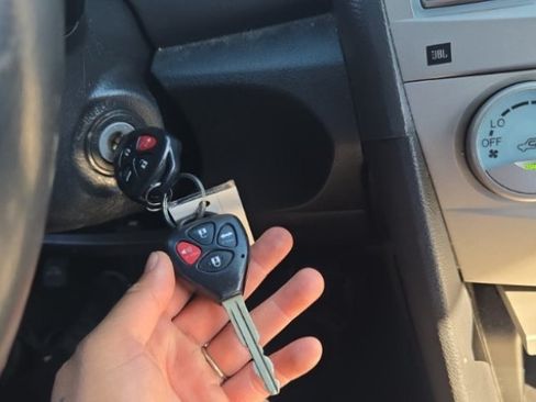 Used 2008 Toyota Camry SE image 8