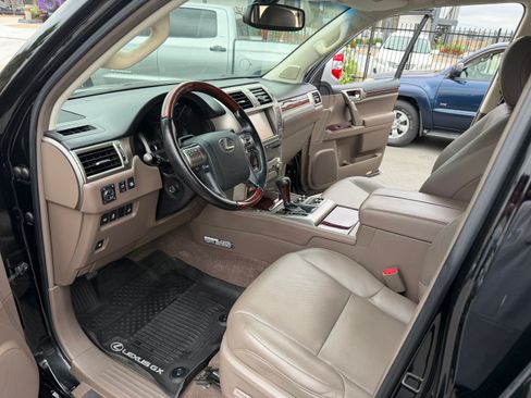 Used 2017 Lexus GX 460 Luxury image 21