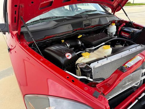 Used 2008 Dodge Ram 1500 Truck 2WD Quad Cab image 18