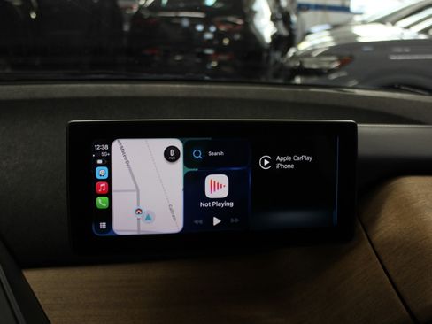 Used 2018 BMW i3 w/ Range Extender RWD image 18