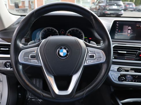 Used 2019 BMW 740i xDrive UNAVAIL AWD/4WD image 24