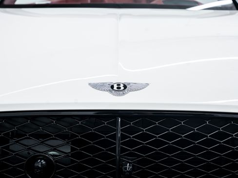 Used 2025 Bentley Continental GTC Speed image 12