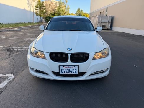 Used 2011 BMW 335i image 7