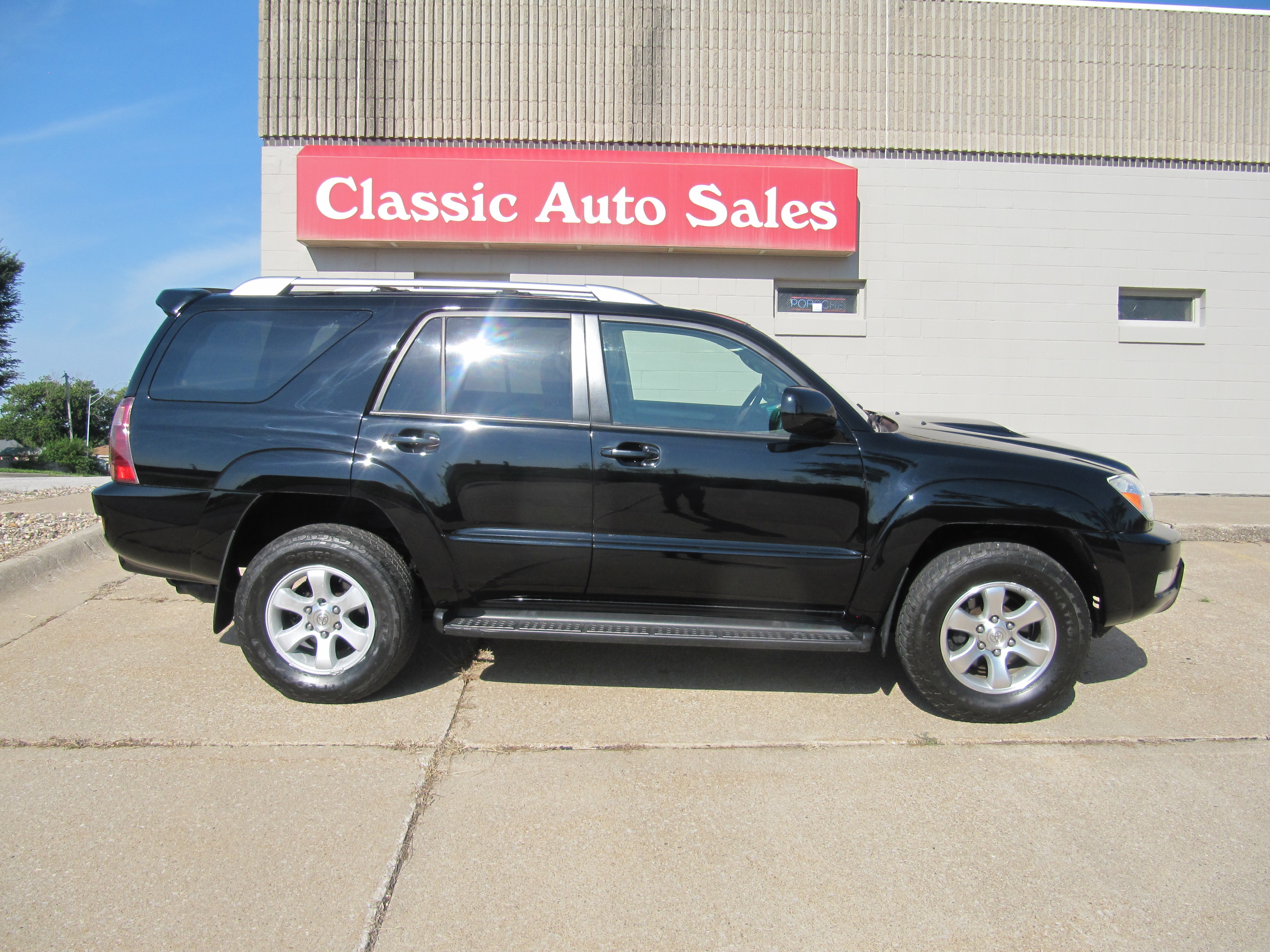 Used 2004 Toyota 4Runner 4WD image 8