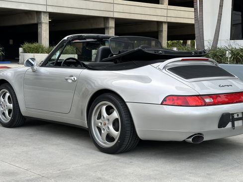 Used 1998 Porsche 911 RWD image 49